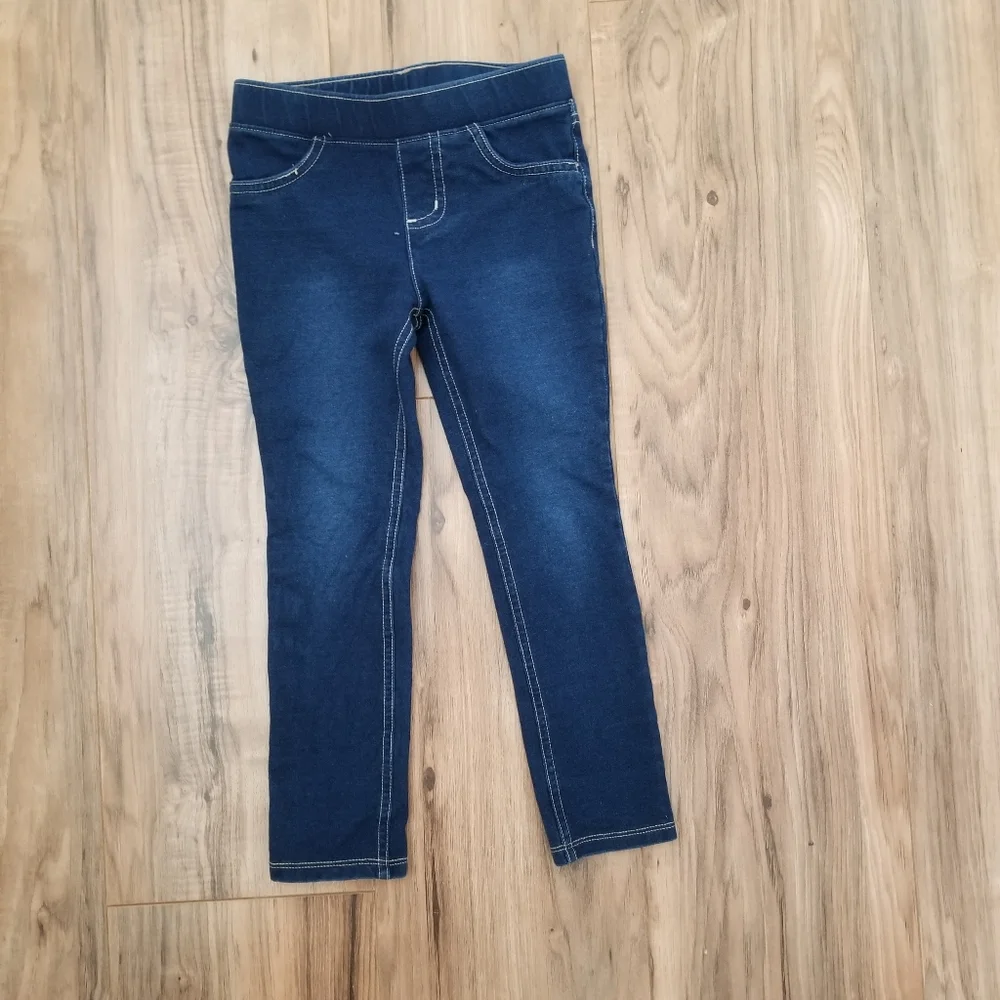 Jumping beans girls jeans size 4t - Picture 1 of 3